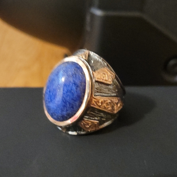 Ring - Picture 2 of 4